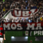 Esporte: Flamengo goleia Chape e mira liderança