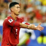 Espanha, Portugal e Suíça jogam pelas oitavas
