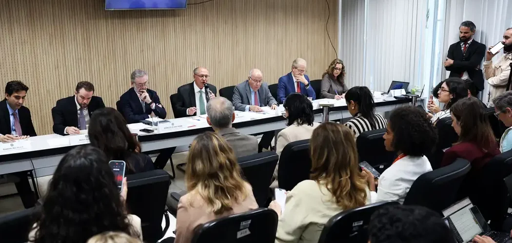Governo anuncia apoio a setores afetados por tarifa dos EUA