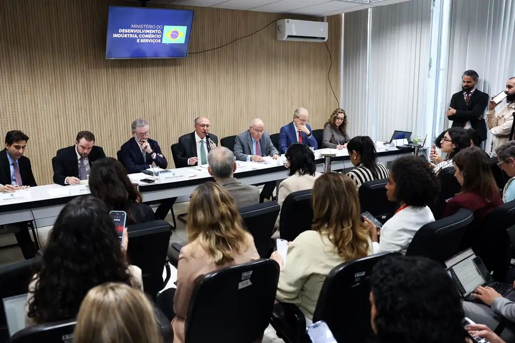 Governo anuncia apoio a setores afetados por tarifa dos EUA