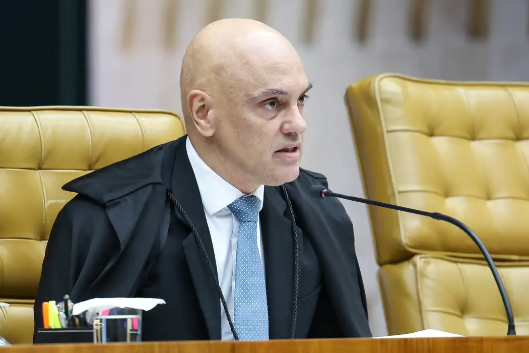 Moraes cobra explicações de Bolsonaro sobre vídeo com IA