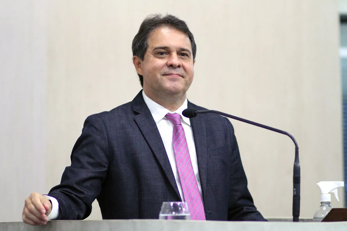 PF investiga Evandro Leitão por ocultação de patrimônio