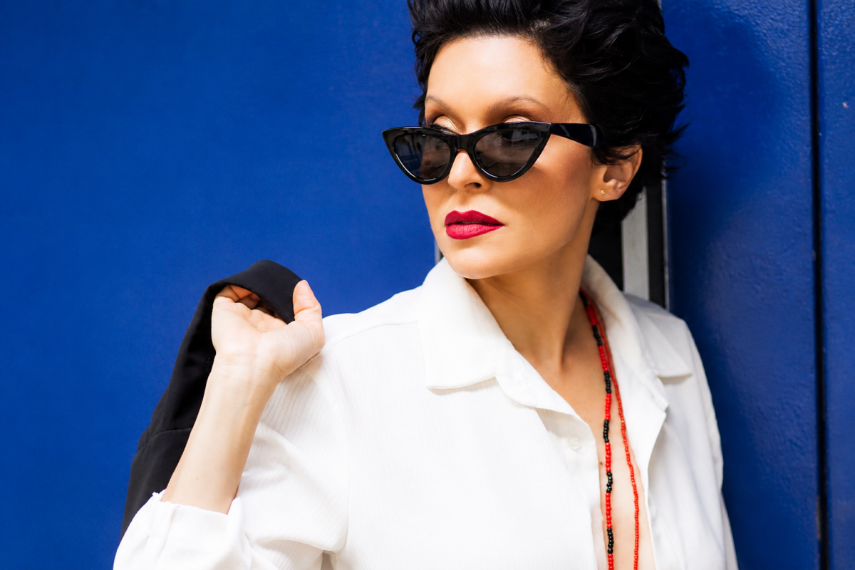 Patricia Marx lança álbum em tributo a Ivan Lins