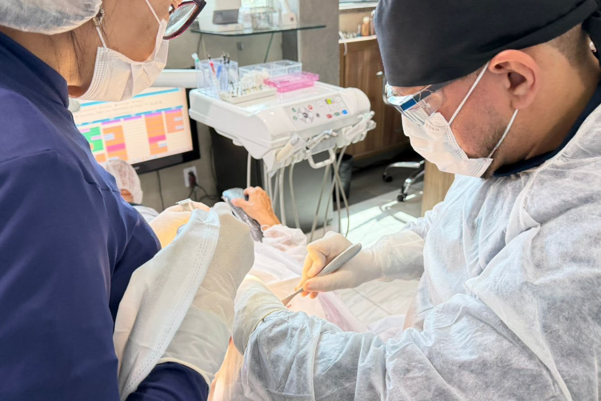 Saúde: Perda dentária afeta milhões após os 50