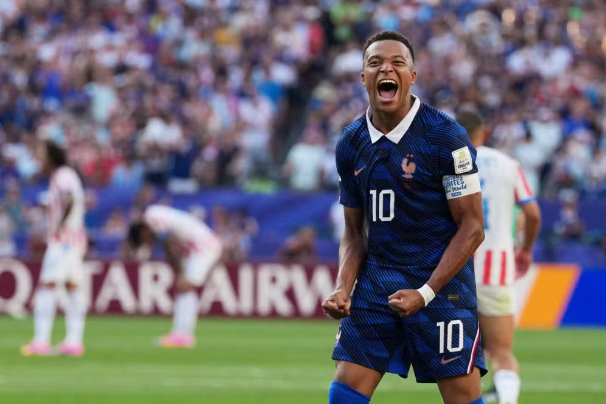 Copa: França vence Paraguai e pega Marrocos