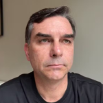 olítica: Flávio emitiu notas para empresa ligada ao Master