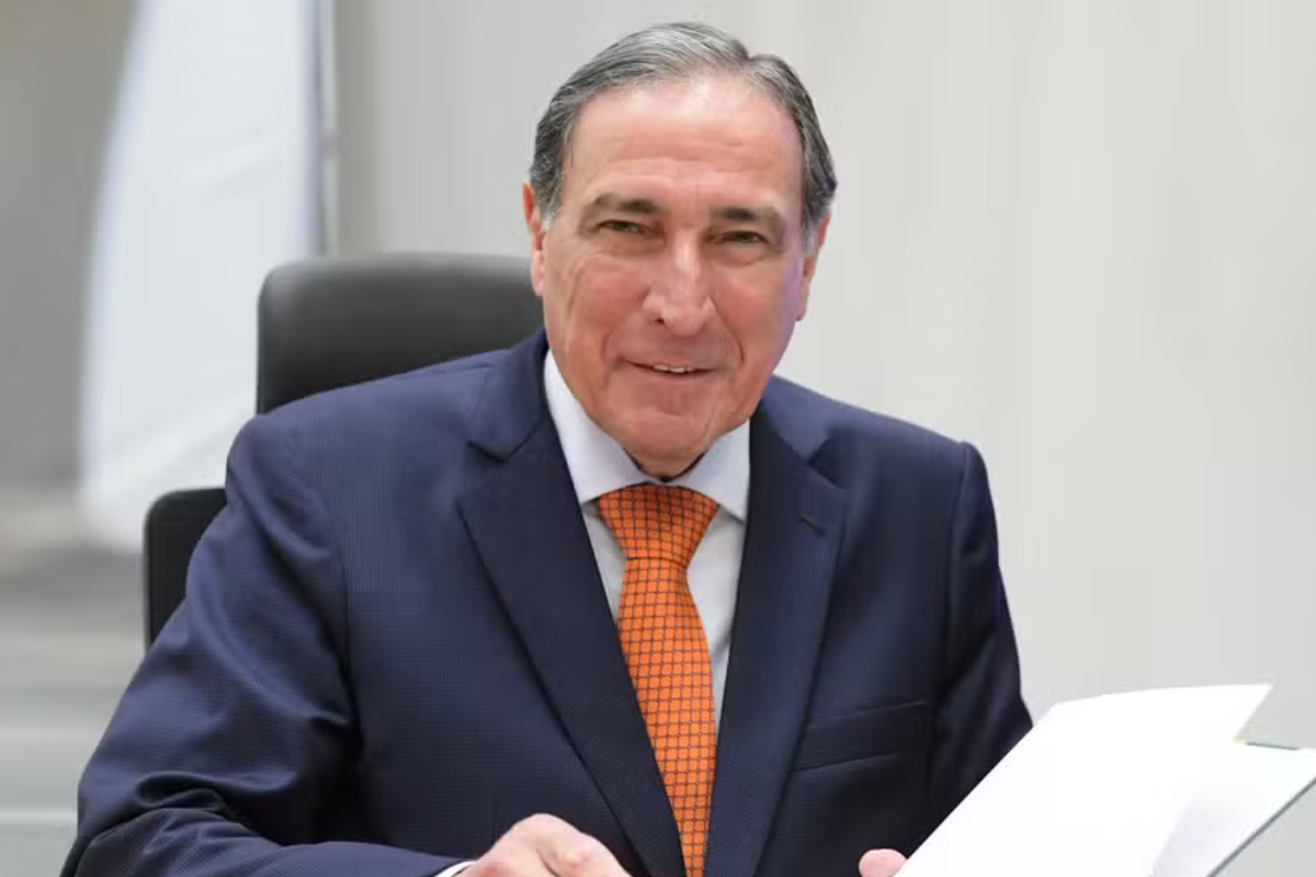 Justiça: Zanin autoriza investigação de ministro do STJ