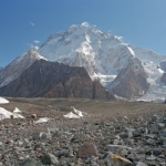 Mundo: Avalanche deixa alpinistas desaparecidos