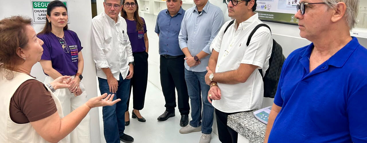 Sindquímica conhece projetos de inovação da UFC