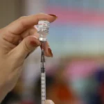 Vacinação reduz pela metade casos de HPV em jovens