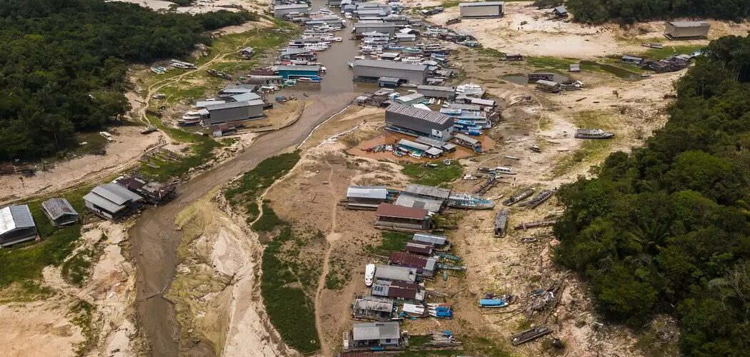 Clima: Seca avança no mundo e vira tema da COP17