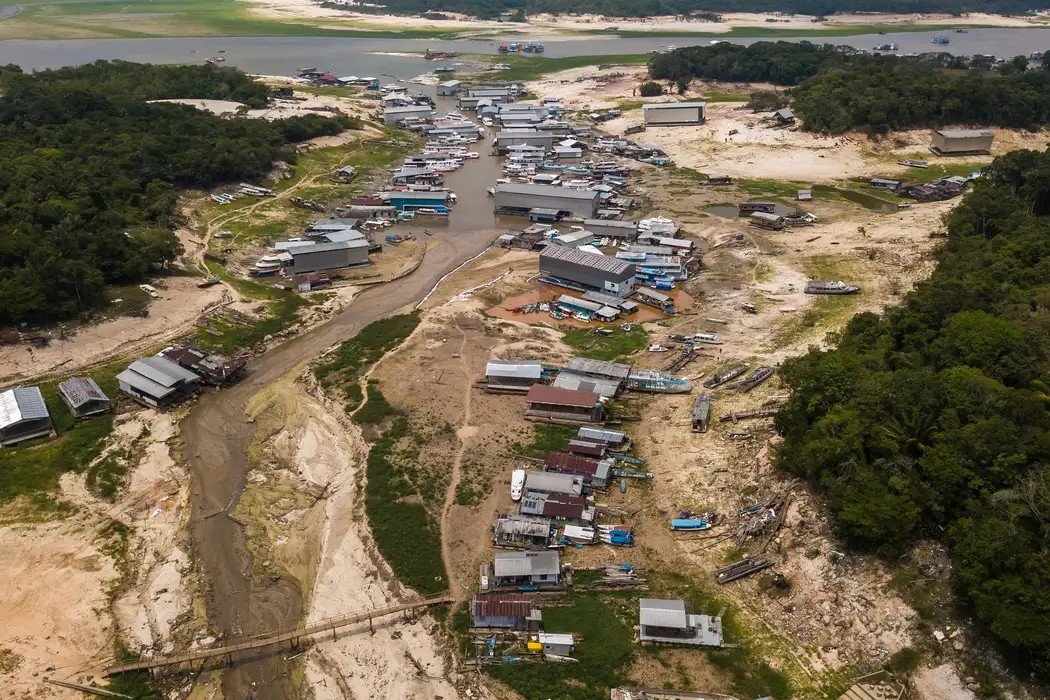 Clima: Seca avança no mundo e vira tema da COP17