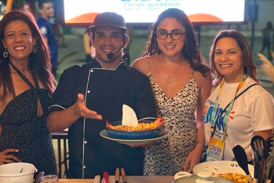 Canoa Quebrada encerra Agosto do Mar neste fim de semana