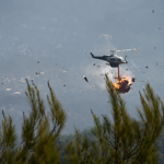 Mundo: Helicópteros colidem e deixam 2 mortos