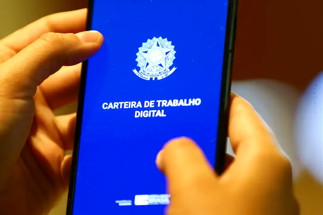 Desemprego cai para 5,3% até julho