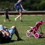 Estudo aponta pais menos presentes na criação dos filhos