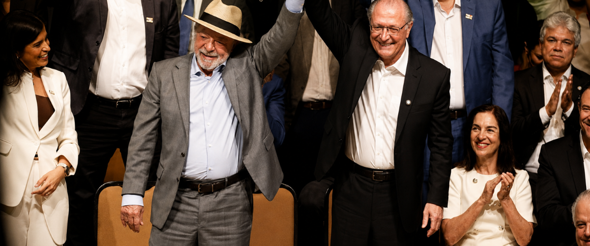 Política: PV oficializa apoio à reeleição de Lula