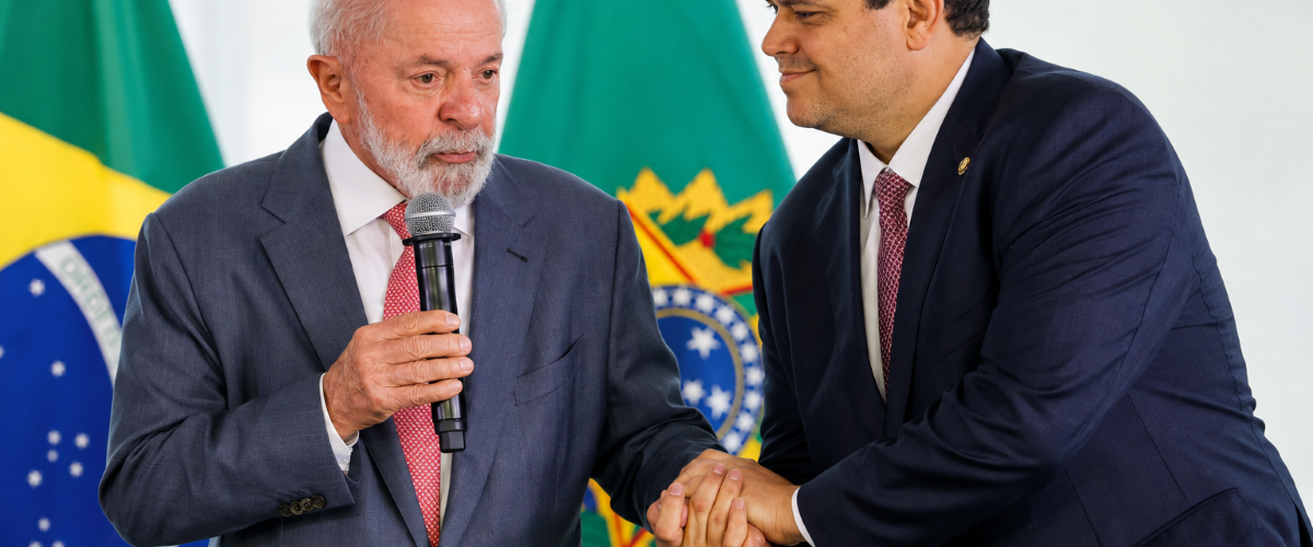 Política: Lula e Alcolumbre retomam diálogo