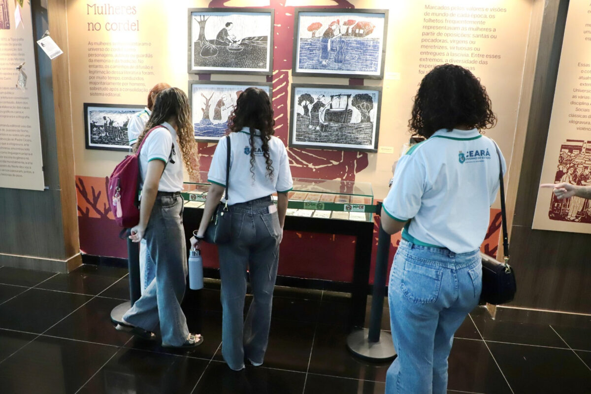 MPCE abre mostra sobre cordel, xilogravura e violência contra mulher