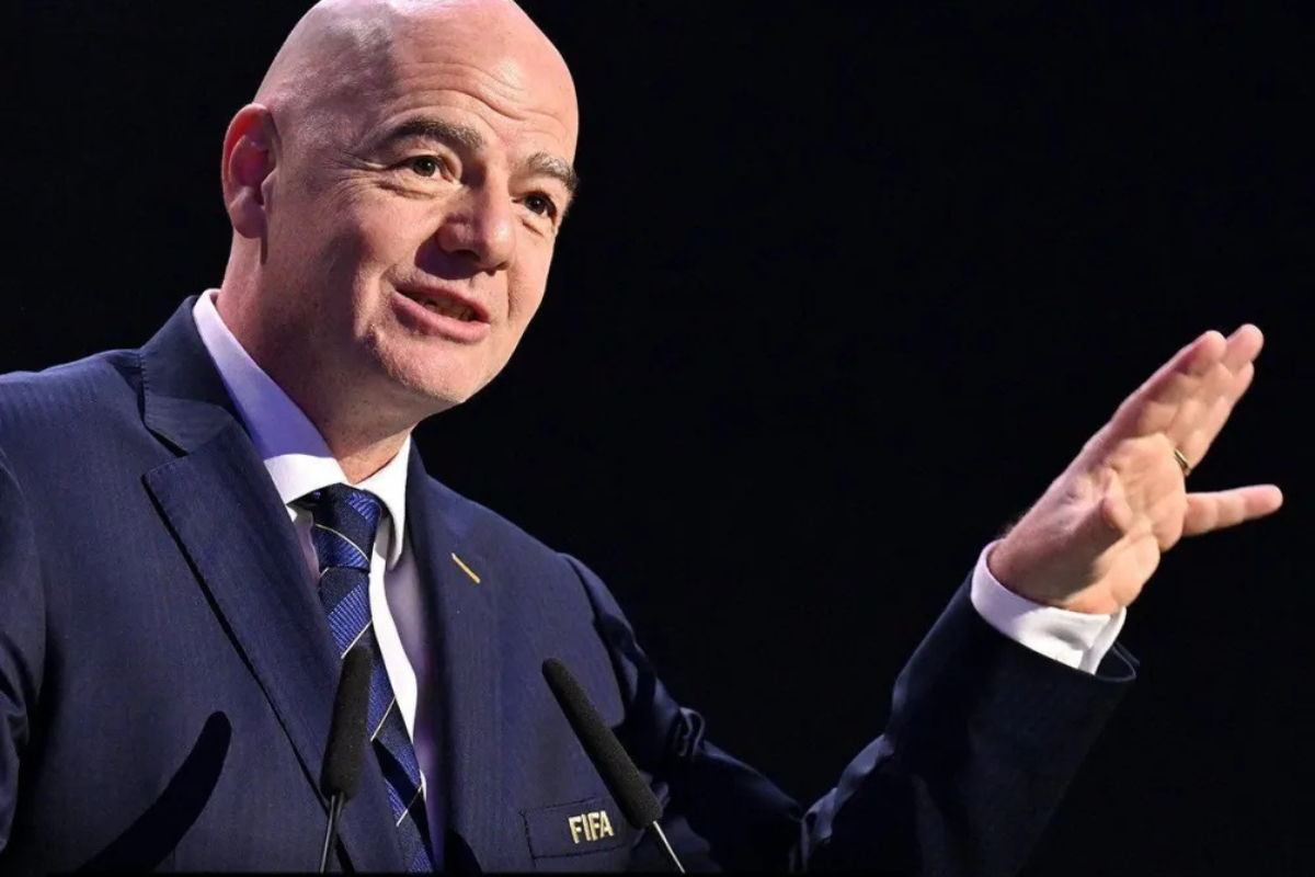 Futebol: Infantino recua de plano para vender parte da Fifa