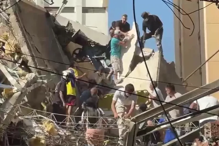 Terremoto de 7,4 deixa mortos e destruição na Colômbia