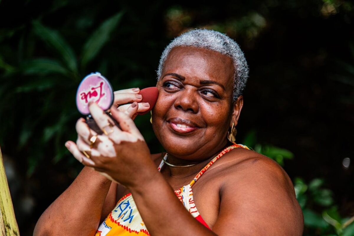 Beleza: Mulheres maduras ganham espaço na feira