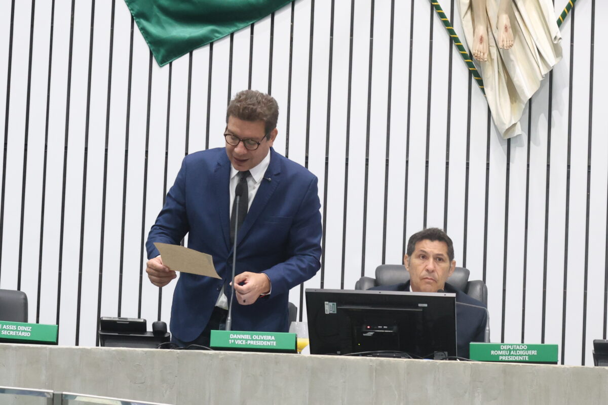 Alece aprova mudanças no Cinturão Digital do Ceará