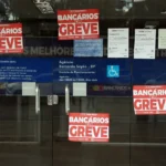 Bancários rejeitam proposta e mantêm greve na Caixa