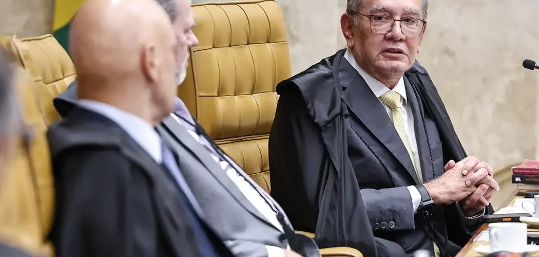 Gilmar pede acesso integral a celular de Vorcaro