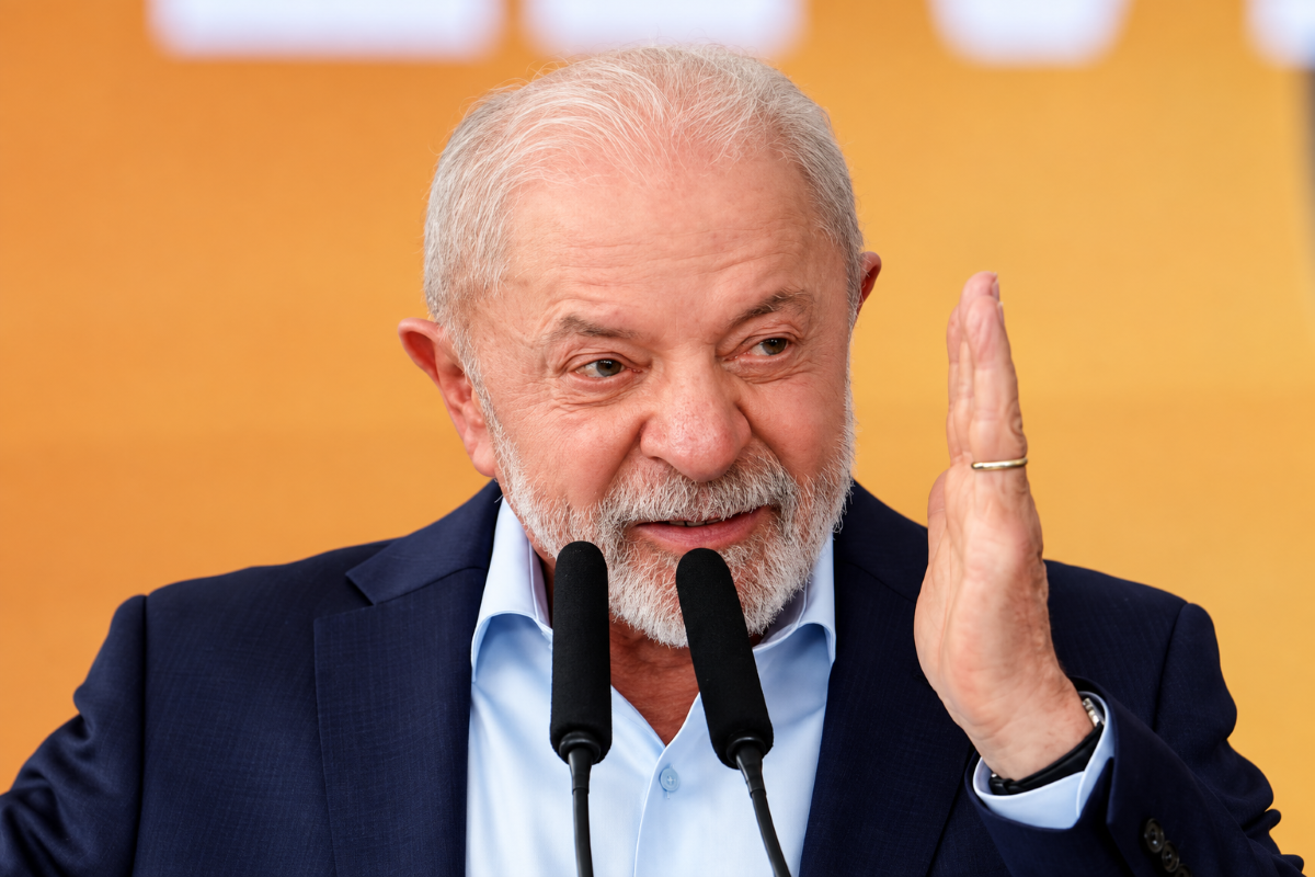 Política: Lula cobra Fachin para conter crise no STF