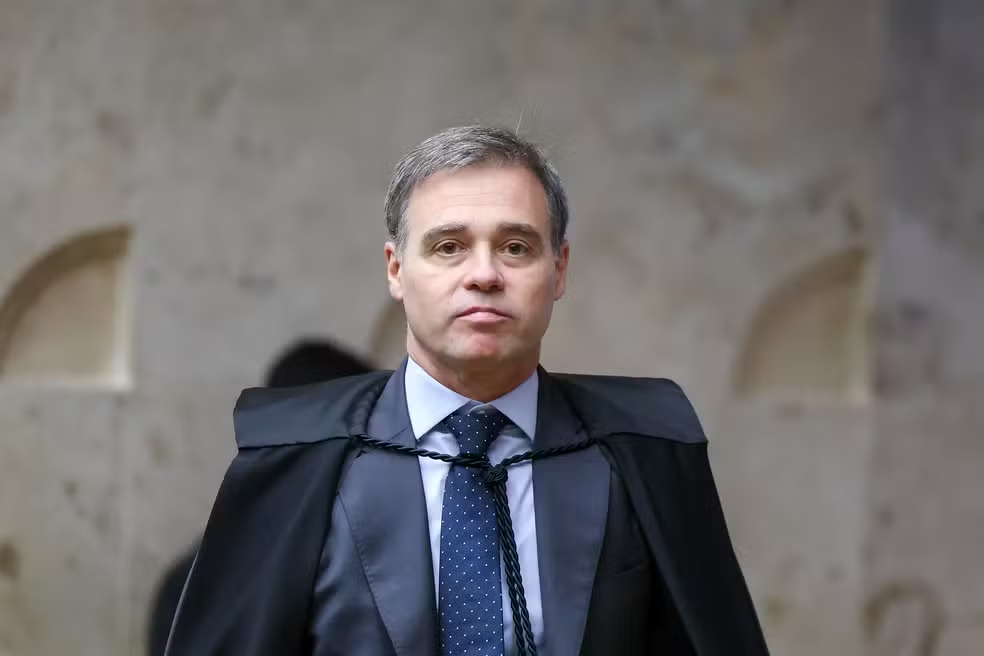 Mendonça libera sigilo de documentos do caso Master