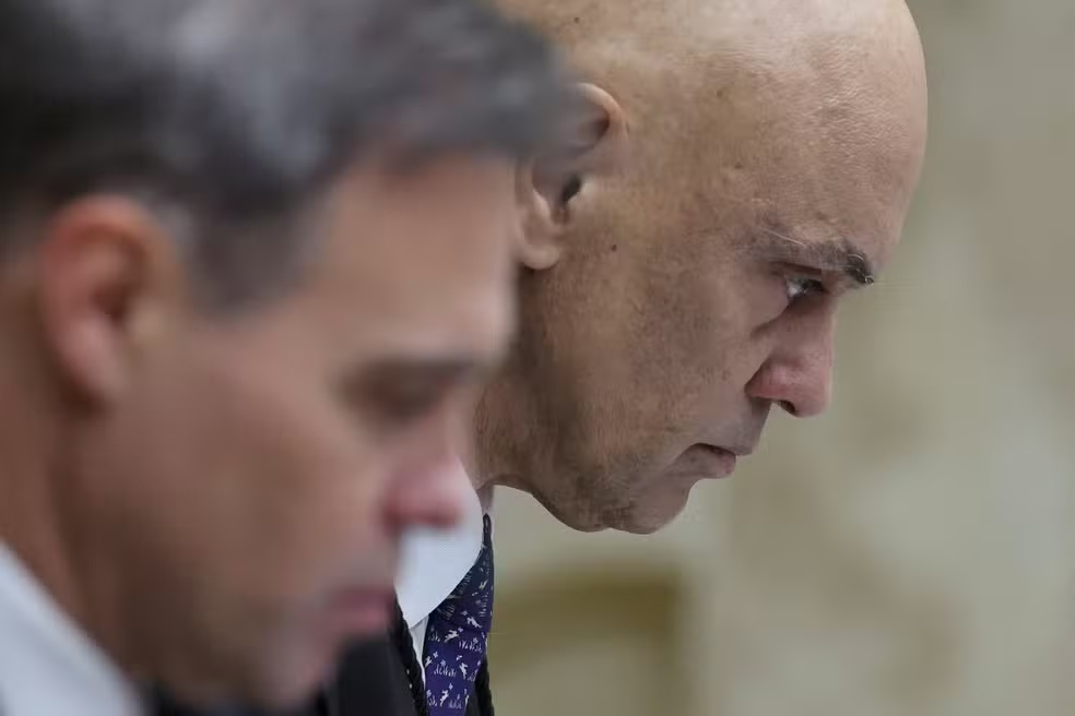 Ministros discutem participação de Moraes e Mendonça em julgamento