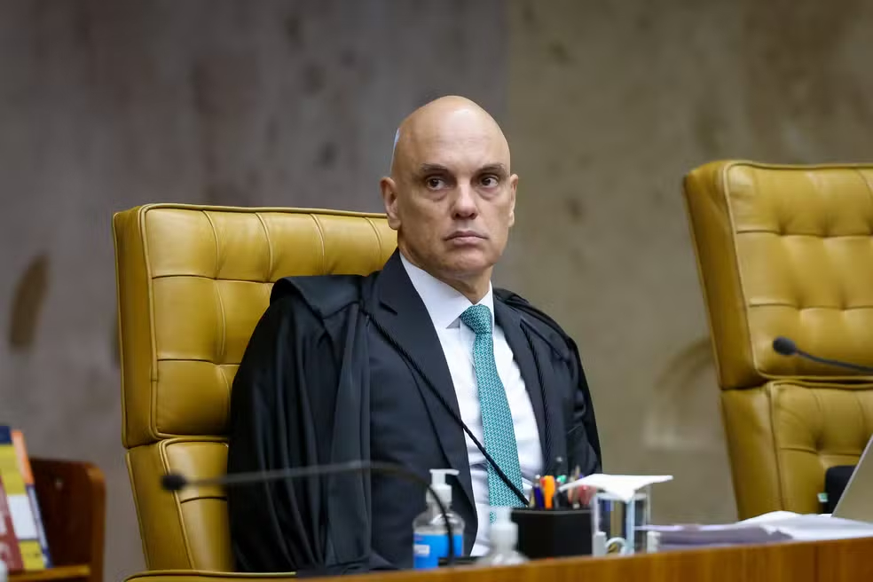Moraes critica investigação de Mendonça e nega favorecimento a Vorcaro