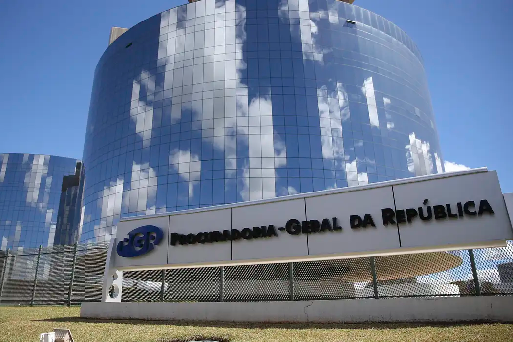 PGR defende fim de sigilo sobre pagamentos de Vorcaro