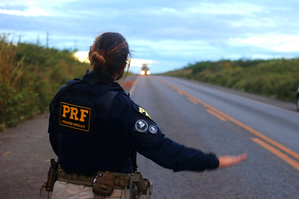PRF registra 16 acidentes durante operação no Ceará