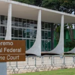 STF analisa hoje conversas entre Moraes e Vorcaro