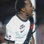 Vasco e Palmeiras avançam à semi da Copa do Brasil