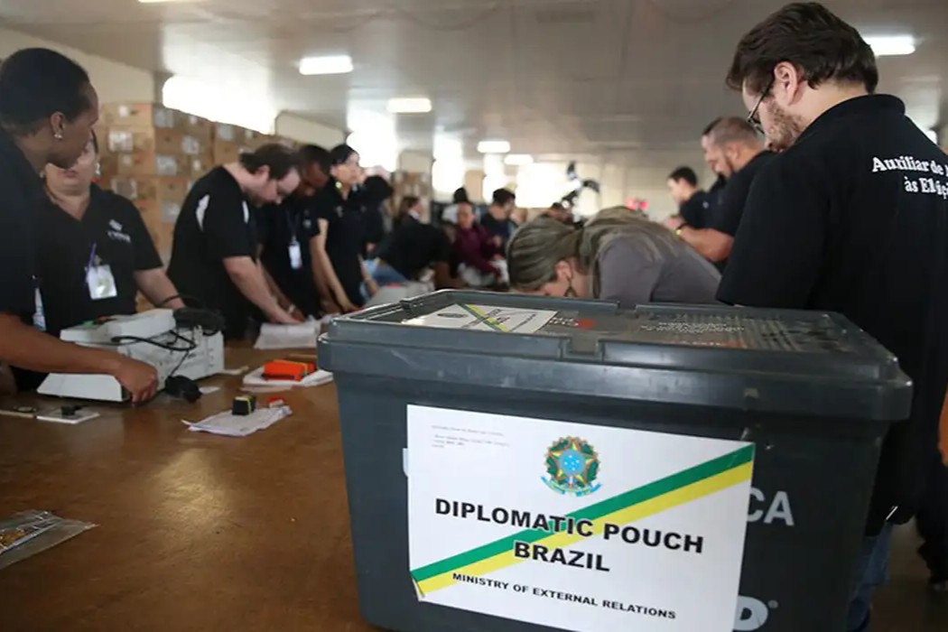 Eleições: Brasileiros no exterior poderão votar em 2026