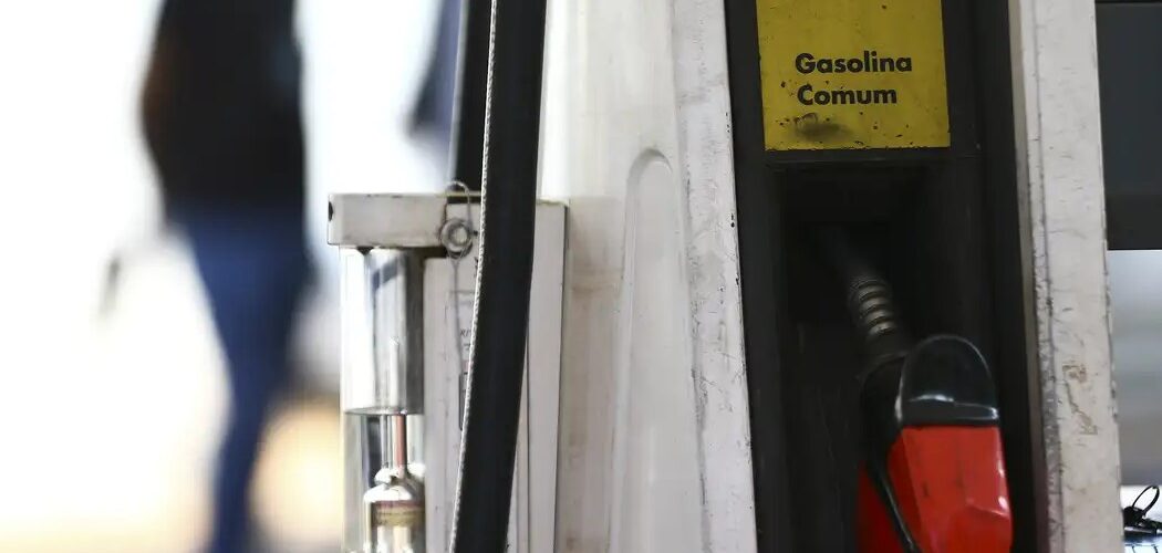 Economia: Fiscalização mira alta dos combustíveis