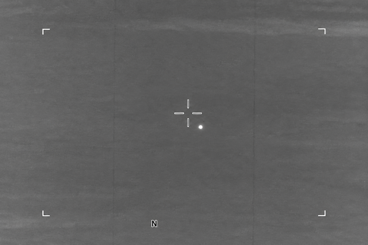 Ciência: OVNI a 800 km/h é divulgado pelos EUA