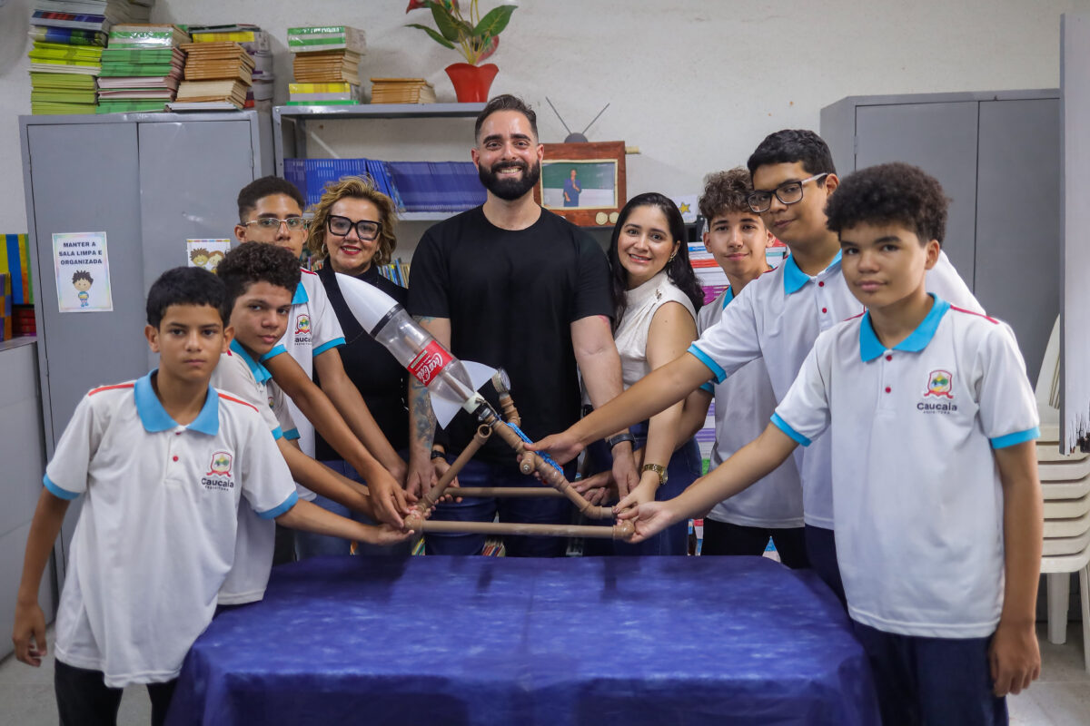 Alunos de Caucaia disputam etapa nacional de foguetes
