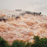Cataratas do Iguaçu têm vazão dez vezes maior que a média