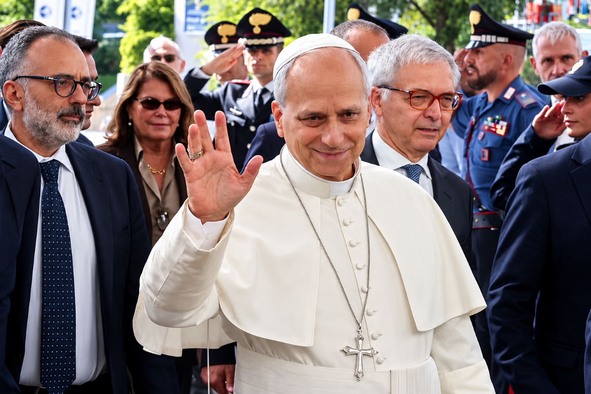 Saúde: Papa Leão XIV tem câncer de pulmão e é operado