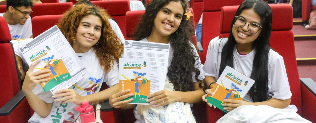 Programa Alcance terá aulões gratuitos para o Enem 2026