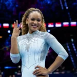 Rebeca Andrade conquista tricampeonato mundial no salto