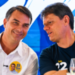 Política: Tarcísio reconhece vitória de Lula e apoia Flávio