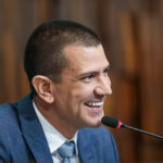 TRE-RJ retotaliza votos e deve confirmar vitória de Ruas