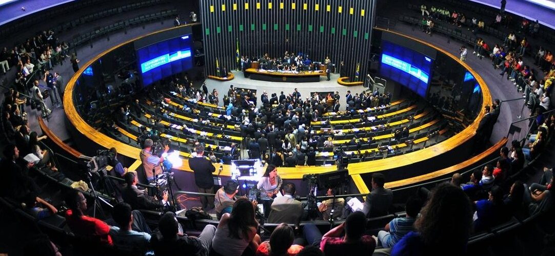 Política: Câmara terá 173 novos deputados em 2027